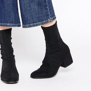 Vagabond • “Daisy” Ankle Sock Boot